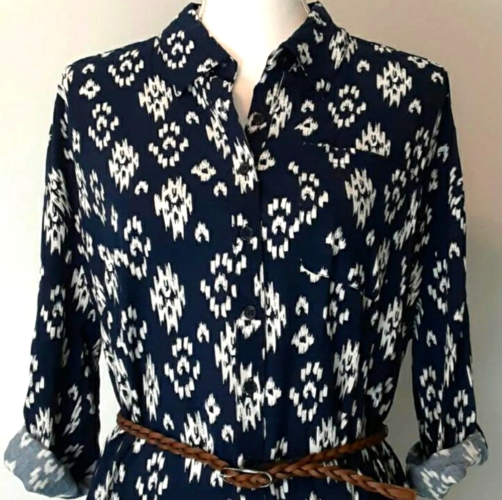 Wet Seal Top Navy Blue Extra Small